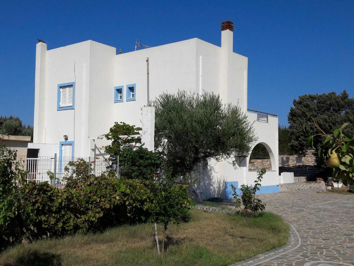 Elafonisos: Two Storey House On The Sea Front Dış mekan fotoğraf