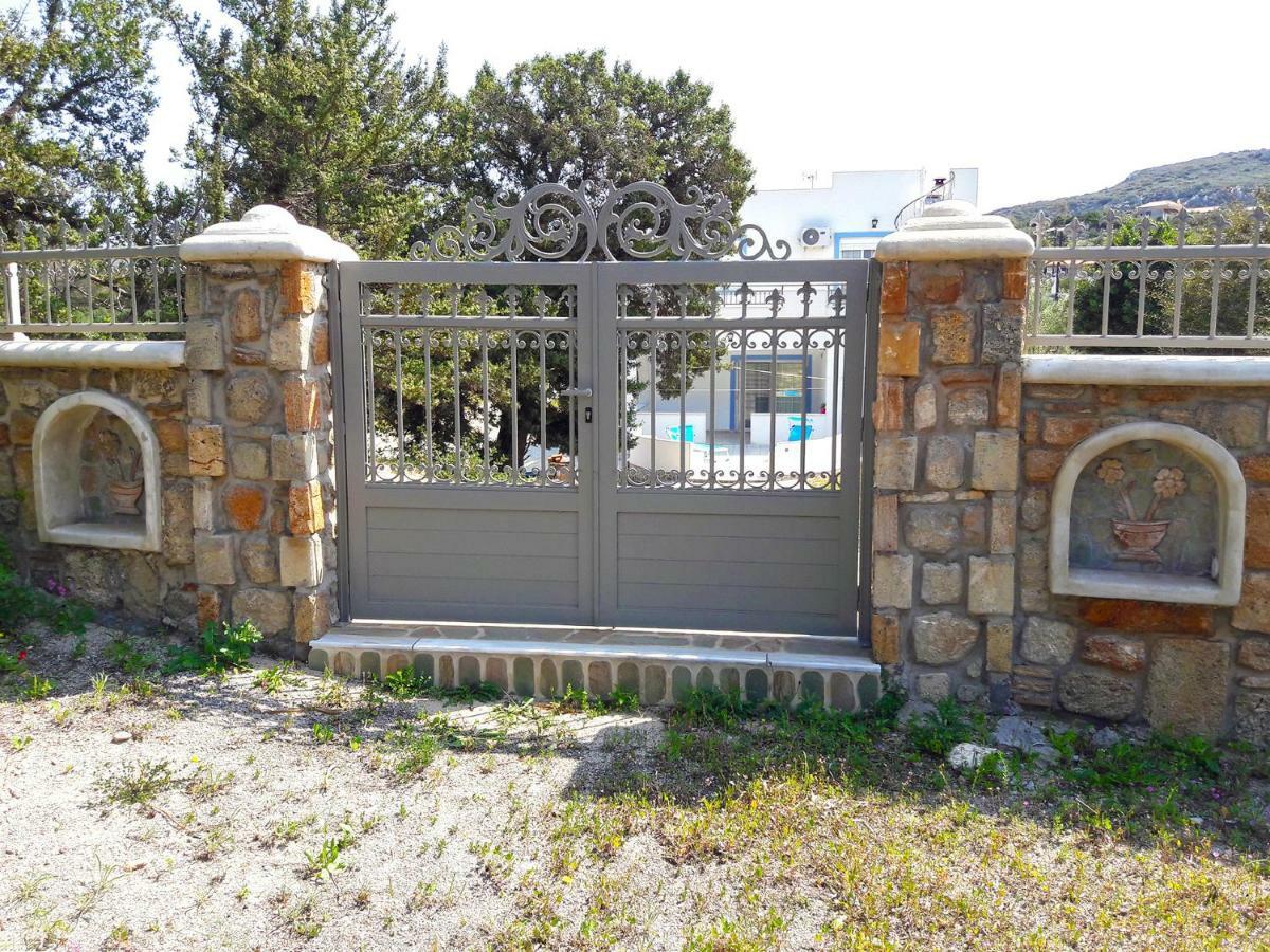 Elafonisos: Two Storey House On The Sea Front Dış mekan fotoğraf